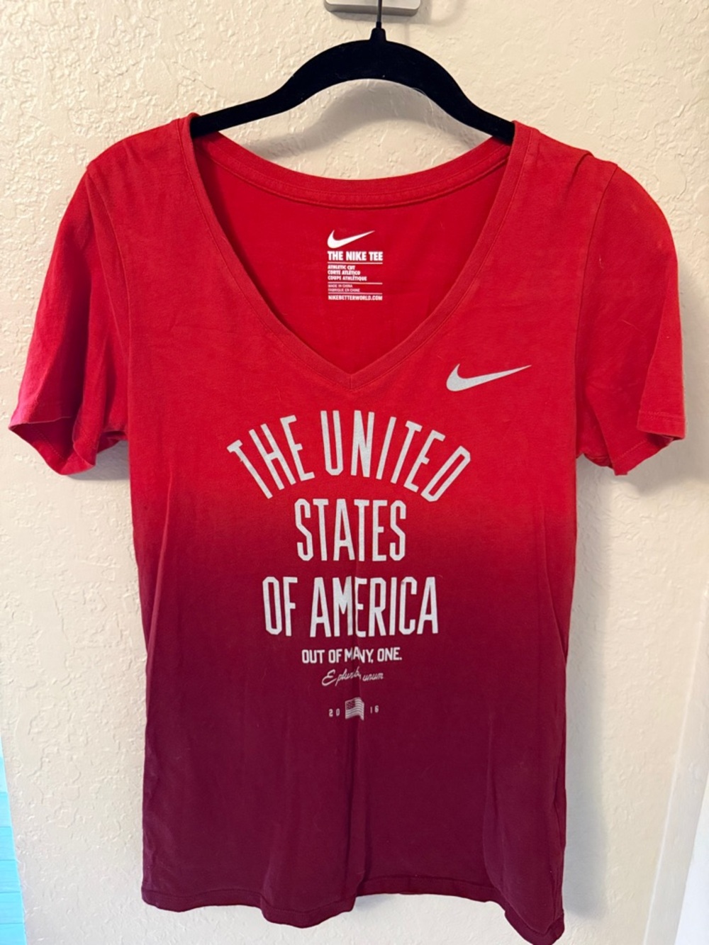 Nike Red V-Neck 'The United States of America' Graphic Tee